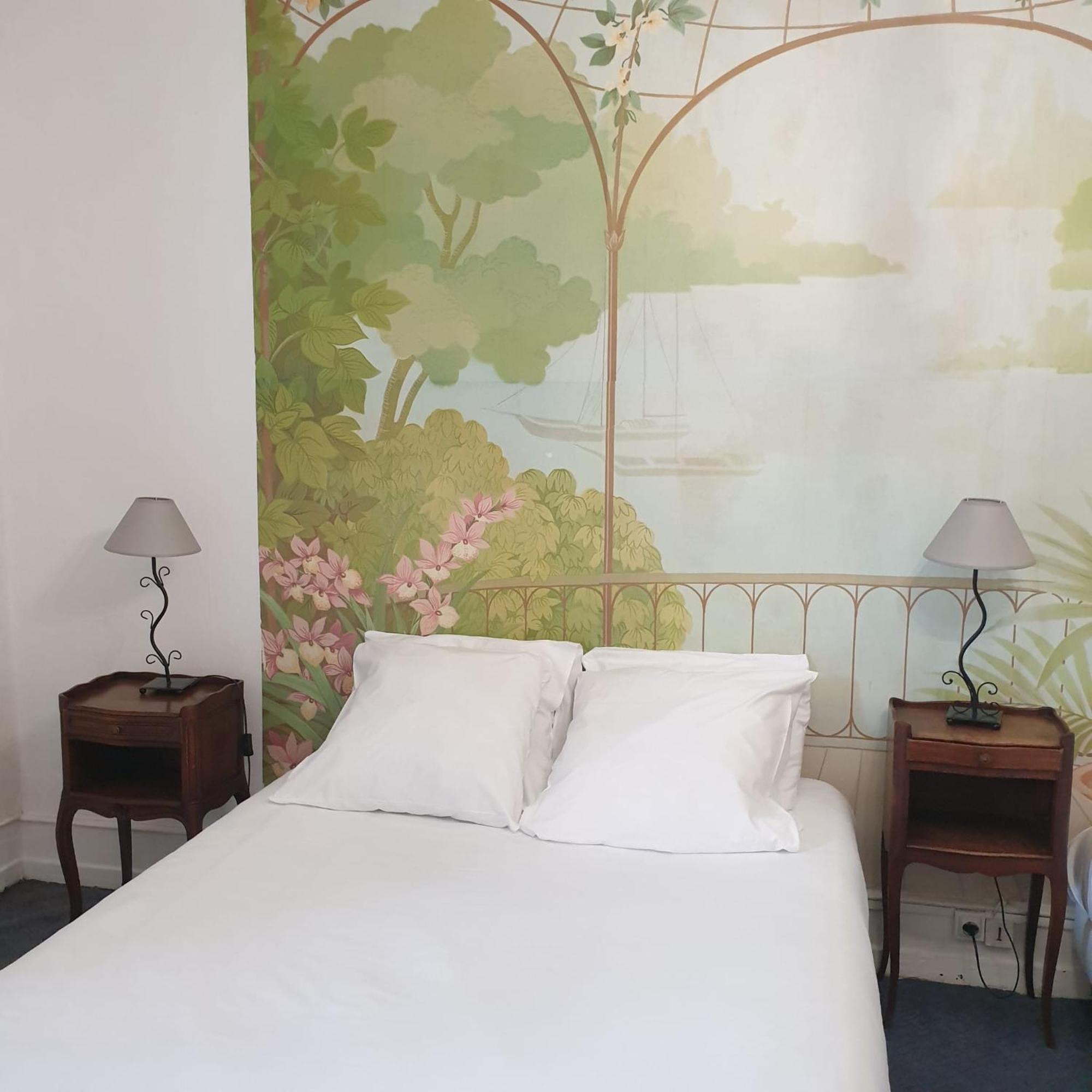 Hotel Des XII Apotres & De La Cle Des Champs Contrexéville Zewnętrze zdjęcie